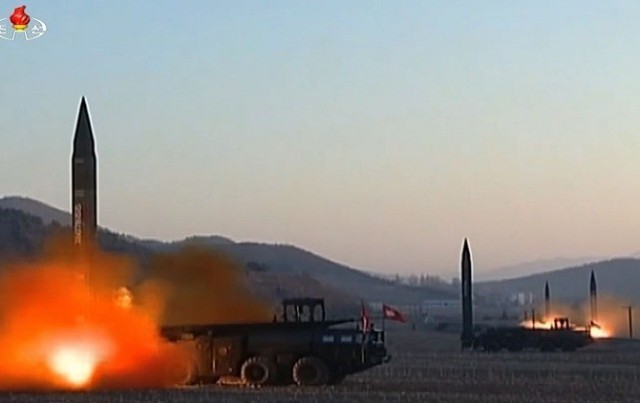 كوريا الشمالية تطلق صاروخا باتجاه اليابان في "تهديد جدي وغير مسبوق"