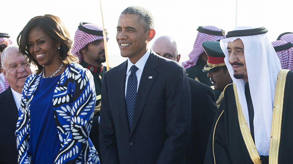 البيت الأبيض يبرر أسباب عدم تغطية ميشيل أوباما لرأسها في السعودية