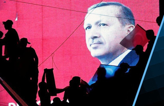 مغامرة العسكر في تركيا.. انقلاب لم يدبره أردوغان، ولكن..