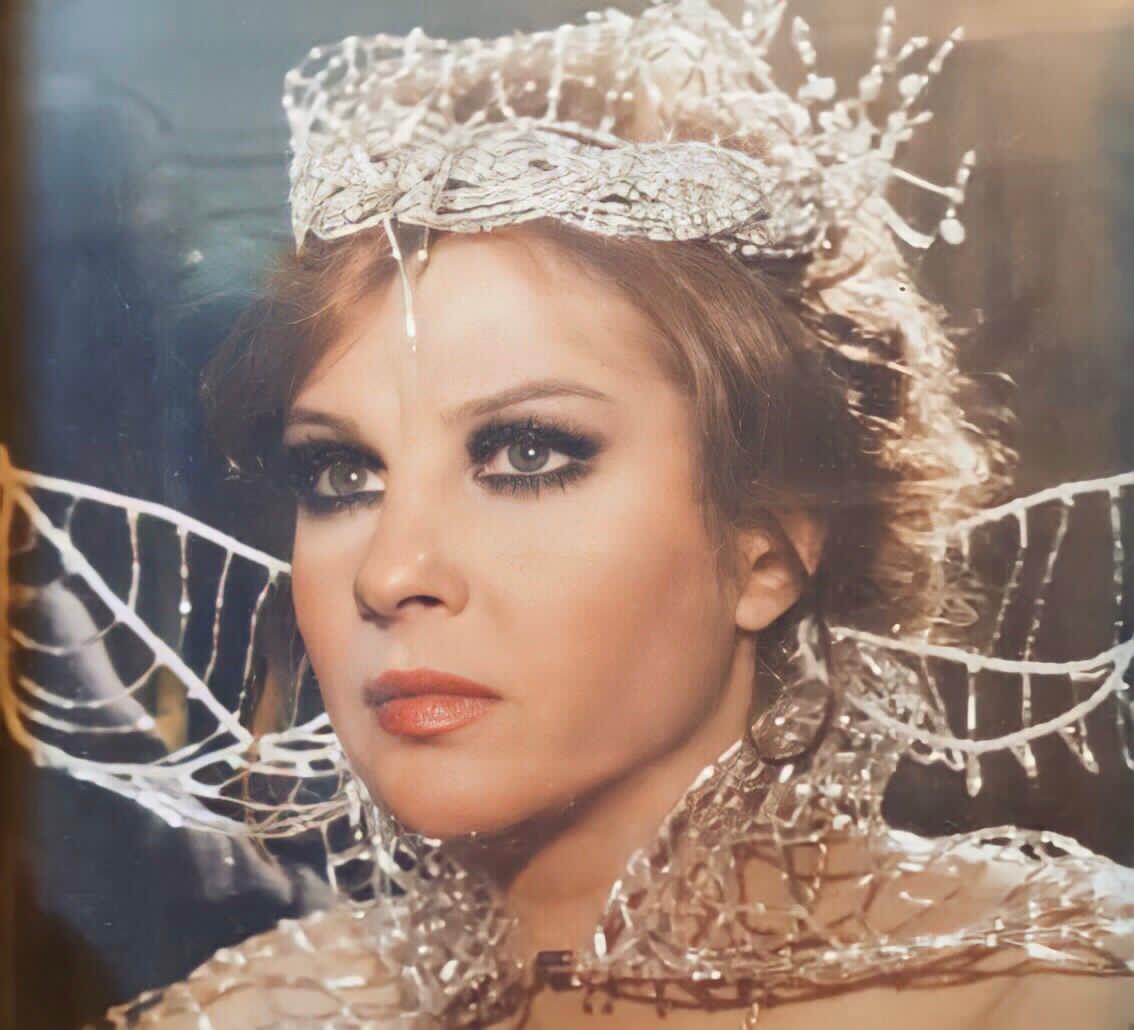 نقابة الفنانين تكرم أيقونة السينما السورية إغراء
