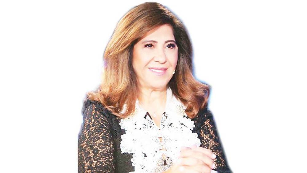 سيدة التوقعات.. ليلى عبد اللطيف: لست مخابراتية