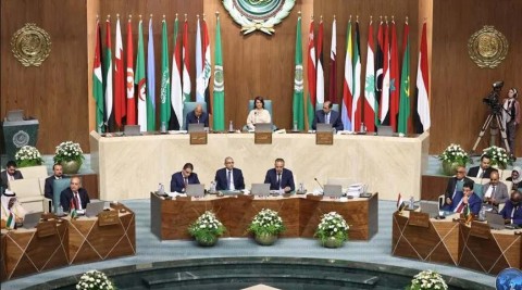 بعد 12 عاما من القطيعة والخلافات.. سورية تستعيد أخيرًا مقعدها في جامعة الدول العربية واجتماع القاهرة المغلق ينجح بمهمته