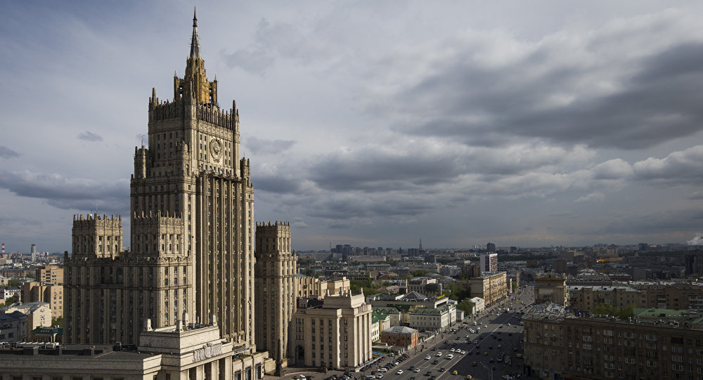 الخارجية الروسية تتهم الإعلام الغربي بالتدخل في الشؤون الداخلية للبلاد