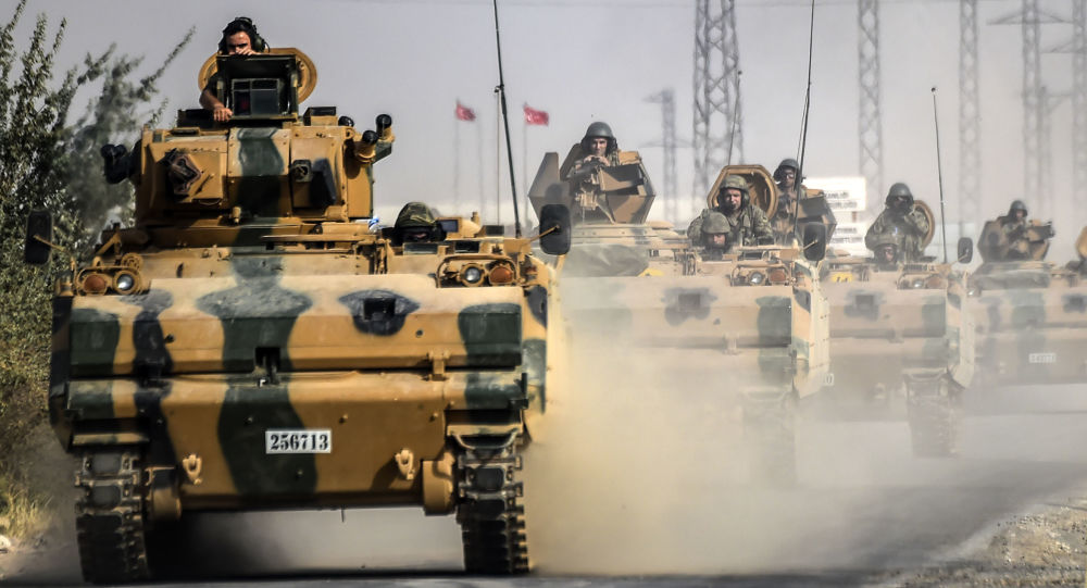 الجيش التركي يدفع بتعزيزات عسكرية جديدة إلى سورية