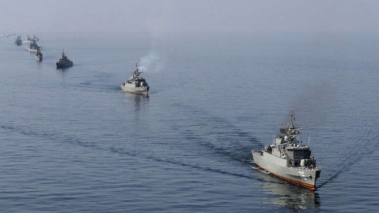 البحرية الإيرانية تحبط هجوما لقراصنة على سفينة تجارية