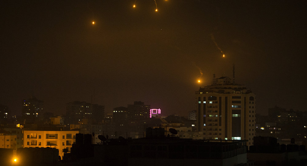 إطلاق قذيفتين صاروخيتين من غزة سقطت داخل القطاع