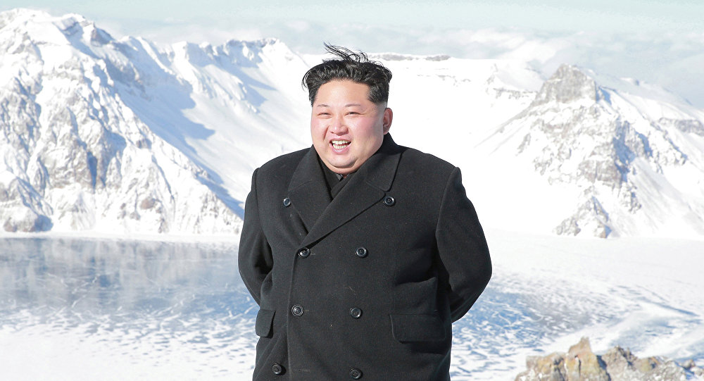 الزعيم الكوري يصعد إلى الجبل المقدس على الحدود مع الصين