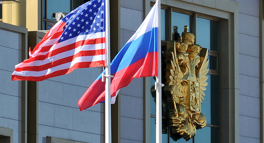 نائب روسي ينفي وجود مباحثات سرية مع واشنطن حول عدم التدخل المتبادل