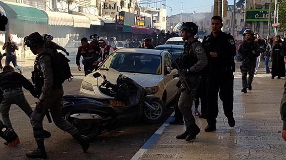 إصابة 3 فلسطينيين باعتداء عناصر الشرطة الإسرائيلية عليهم في باب العامود