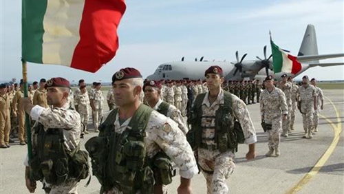 إيطاليا تفكر في خفض وجودها العسكري في العراق