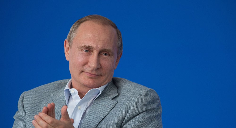بوتين يعد ببحث مقترح إعلان عفو واسع