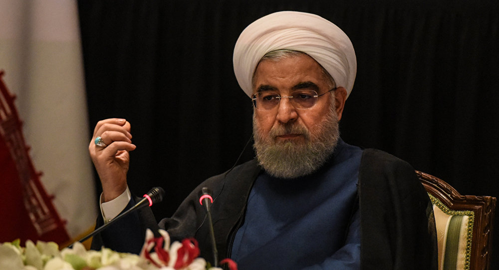 روحاني يتهم أمريكا وإسرائيل بتحريض بعض المتظاهرين للانتقام من إيران