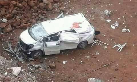حادث سير مفجع يودي بحياة 4 اشخاص وإصابة اثنين آخرين من عائلة واحدة