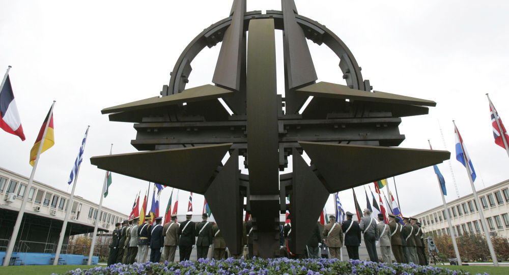الناتو وروسيا يتفقان على عقد اجتماع لقائد قوات الحلف مع رئيس الأركان العامة الروسية