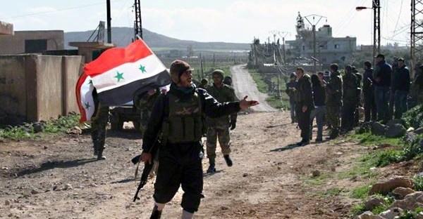الجيش يسيطر على قرية تل طوقان في ريف إدلب ويقطع خطوط إمداد الإرهابيين بين سراقب ومعرة النعمان