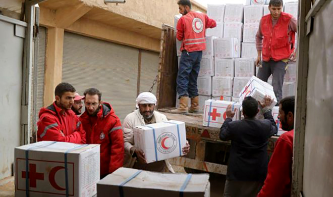 الهلال الأحمر يوصل قافلة مساعدات إلى 1440 عائلة في منطقة النشابية