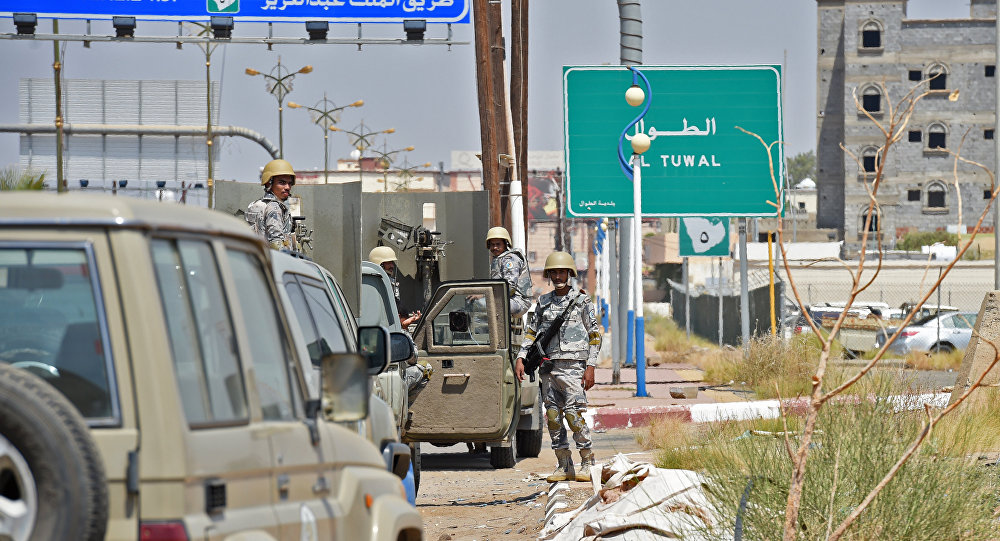 التحالف السعودي يعلن تشغيل مطار الغيظة في اليمن