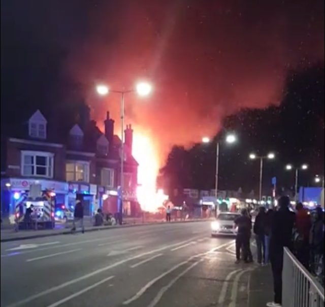 فيديو:انفجار في مدينة ليستر البريطانية وإخلاء 60 منزلاً و إصابة 4 أشخاص بحالة حرجة