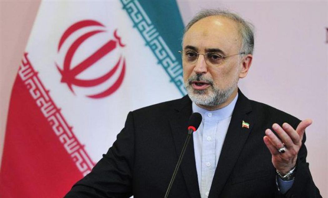 إيران تهدد برد "صاعق" وتلمح إلى "عقبات كبيرة" خلال أشهر