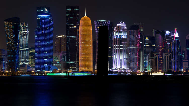 الولايات المتحدة تريد إعادة قطر إلى العائلة العربية