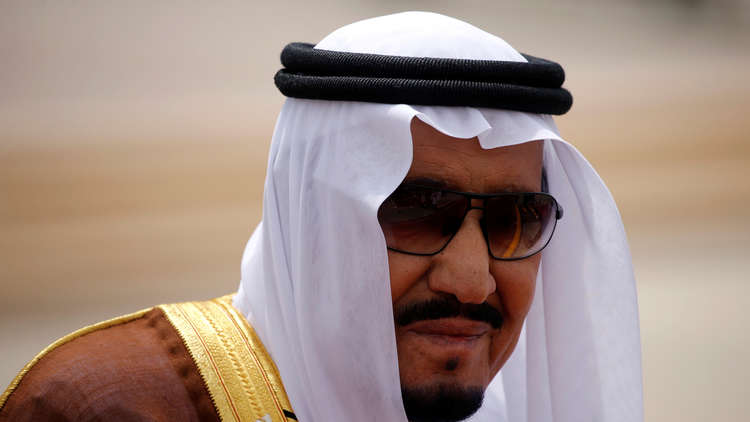 الملك سلمان سيترأس وفد السعودية في القمة الخليجية