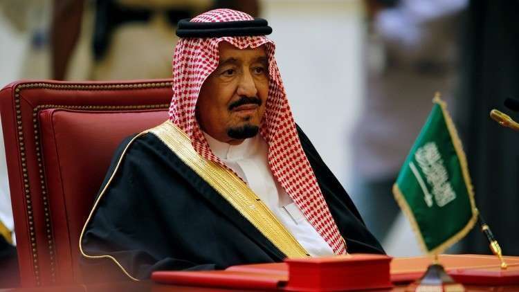 الملك سلمان يعفي مسؤولا سعوديا كبيرا بعد حضوره عرضا للأزياء(فيديو)