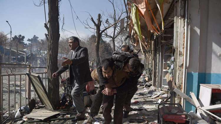37 قتيلا وعشرات الجرحى جراء تفجيرين هزا مركزي اقتراع في أفغانستان
