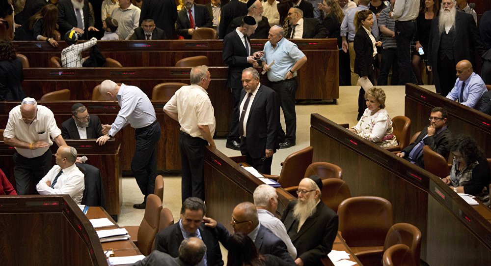 55 نائبا بالكنيست يوافقون "مبدئيا" على قانون خصم مخصصات الأسرى الفلسطينيين