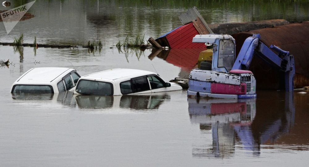 روسيا: الفيضانات تعزل عشرات التجمعات السكنية في 5 أقاليم