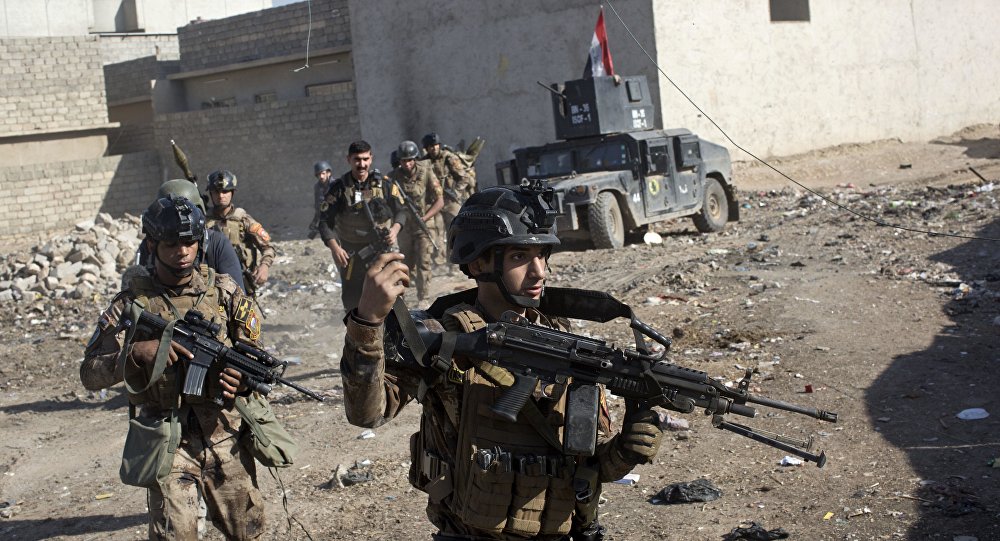 القوات العراقية تضبط أحزمة ناسفة لـ"داعش" في المدينة القديمة