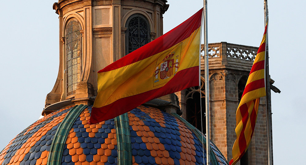 صحيفة الباييس الإسبانية: الحكومة المركزية ستبقي سيطرتها على كتالونيا