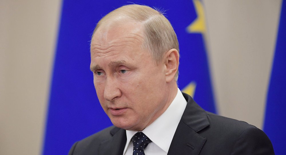 بوتين: العلاقات بين روسيا وفرنسا تتطور بغض النظر عن الصعوبات القائمة