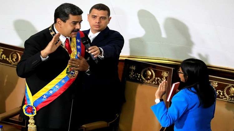بعد فوزه بولاية جديدة.. مادورو يؤدي اليمين الدستورية