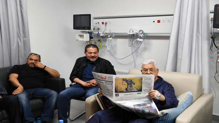 لن يغادر المستشفى الآن... تطورات الحالة الصحية للرئيس الفلسطيني