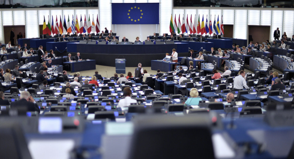 الاتحاد الأوروبي يمدد العقوبات على الحكومة السورية لمدة عام آخر