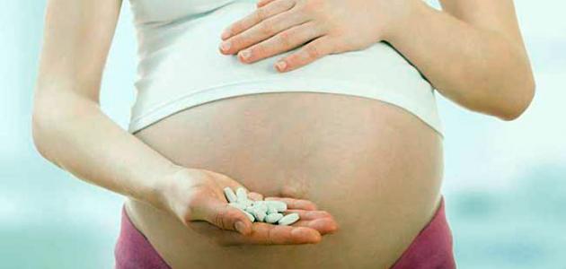 تناول فيتامين د أثناء الحمل يقلل خطر نقص وزن الرضع والعيوب الخلقية