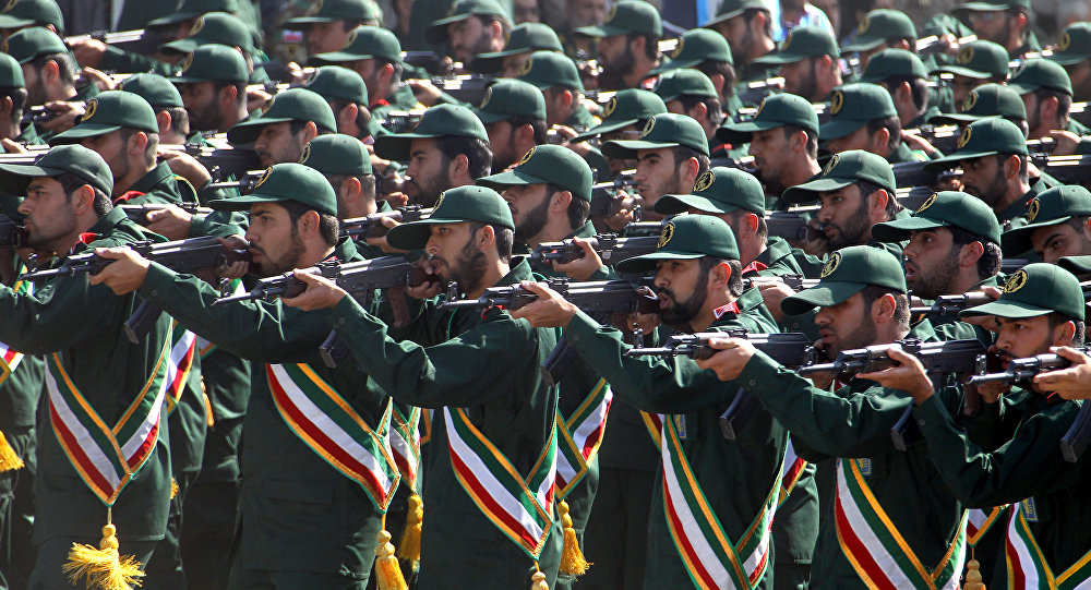 الحرس الثوري الإيراني يقتل 9 متشددين عبروا الحدود من العراق