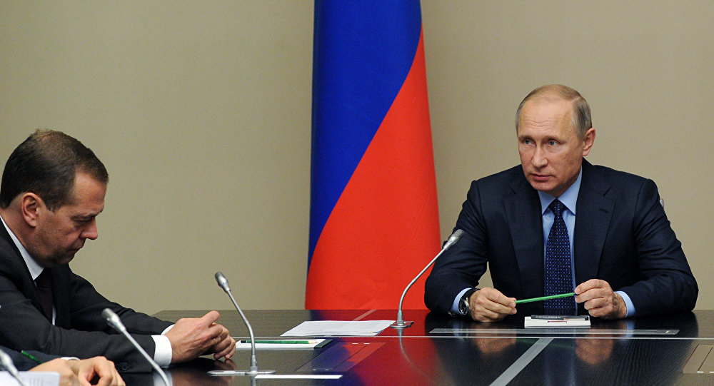 بوتين يبحث مع أعضاء مجلس الأمن الروسي تمديد اتفاق "أوبك+" بعد لقائه ابن سلمان