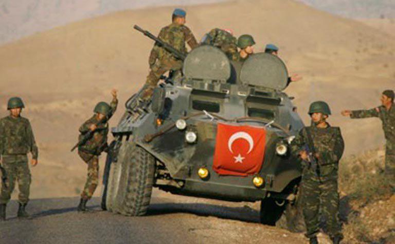 مقتل 4 جنود أتراك وإصابة 2 آخرين جنوب شرق تركيا