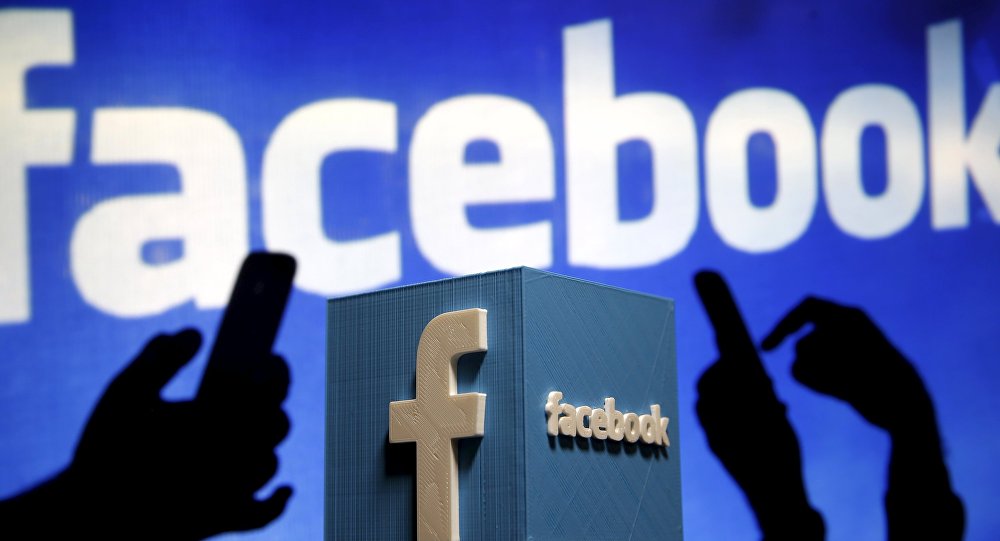 فيسبوك يحجب 2 مليون حساب مزيف يوميا