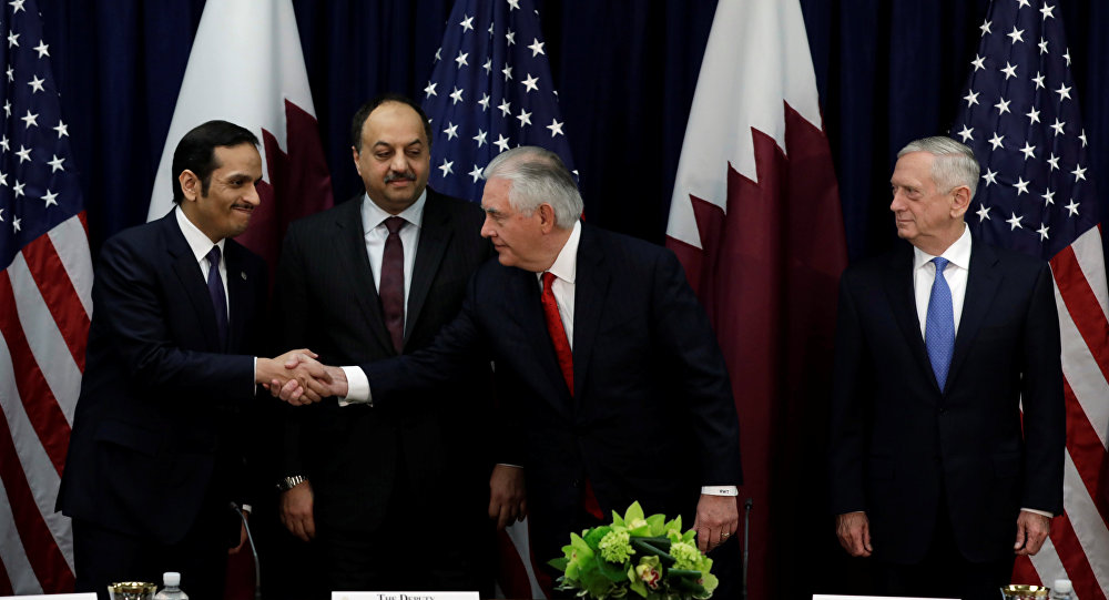 وزير الخارجية القطري يجتمع بأعضاء الكونغرس في واشنطن