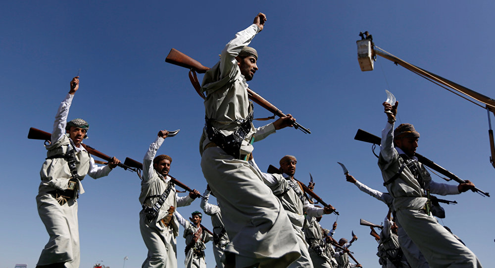 "أنصار الله" تعلن تدمير دبابة إبرامز و5 آليات للتحالف في اليمن
