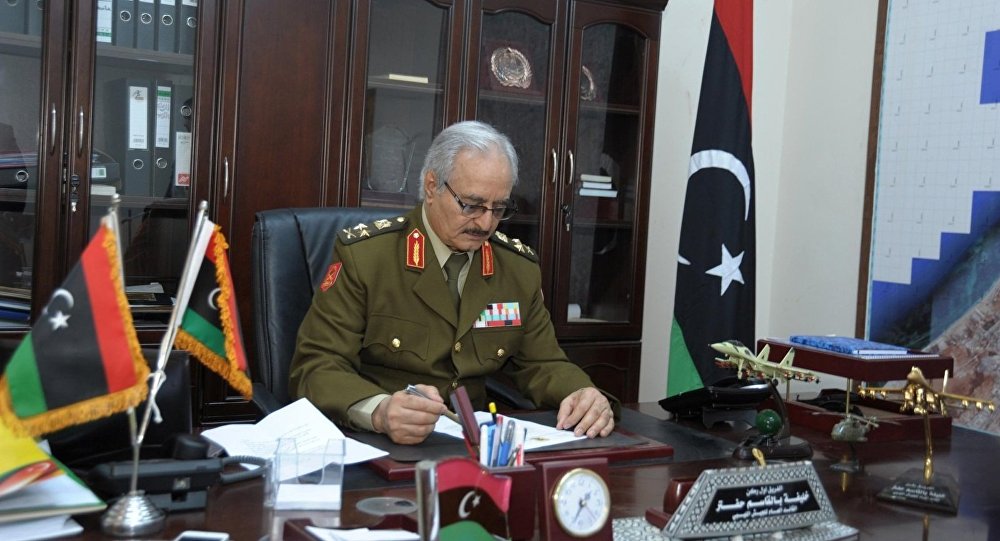 حفتر يتخذ قرارا عاجلا بشأن تصدير النفط الليبي