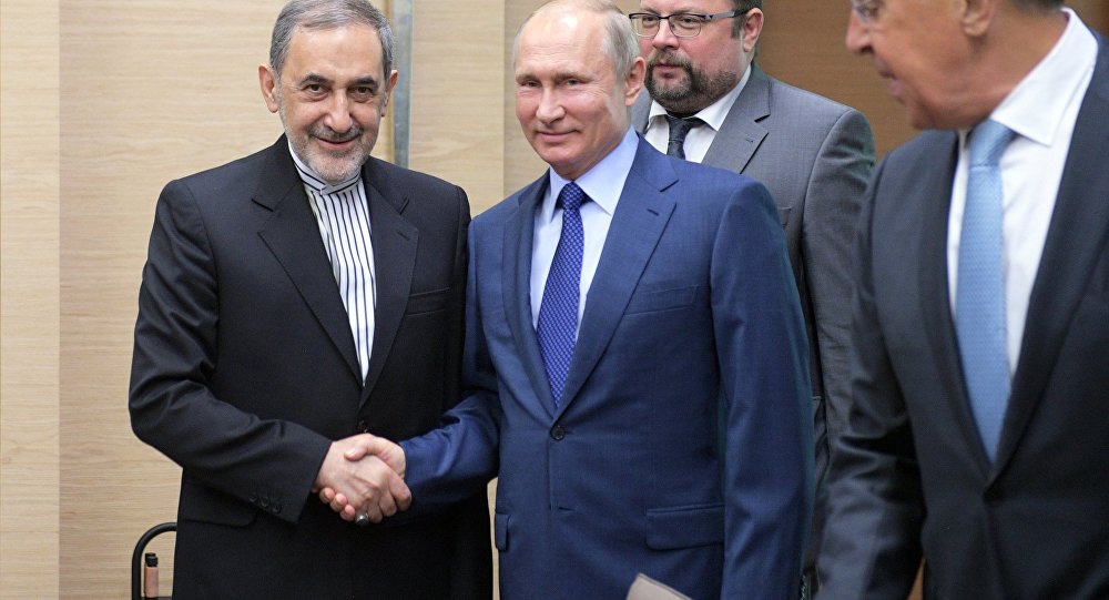بوتين يستقبل مستشار المرشد الأعلى الإيراني
