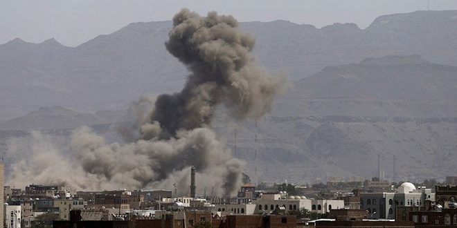 مقتل يمني وإصابة اثنين آخرين بغارتين لطيران النظام السعودي على محافظة المحويت