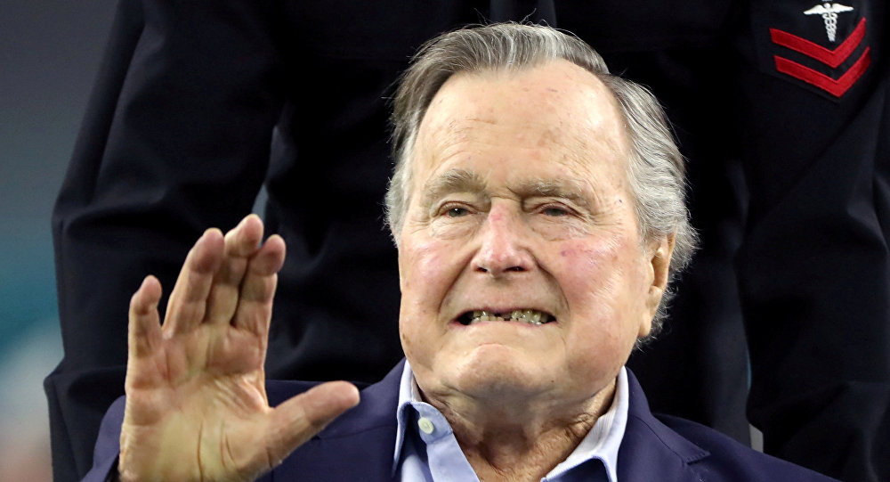 مجهول يقتل طبيب بوش الأب… وهكذا جاءت تعزية الرئيس الأمريكي لعائلته
