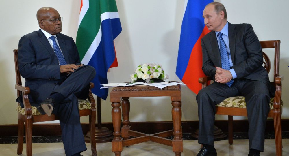 بوتين: الشركاء الأفريقيون يمكنهم الانضمام للعمل باستراتيجية شراكة "بريكس"