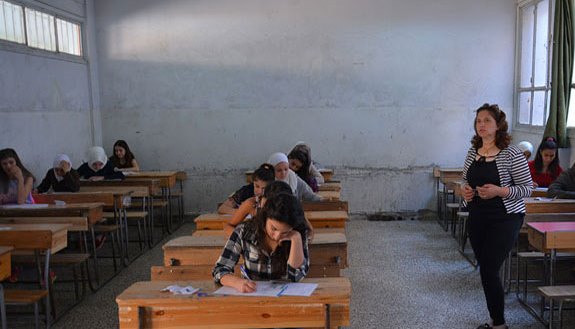 أكثر من 113 ألف طالب وطالبة يتقدمون لامتحانات الدورة التكميلية للشهادة الثانوية بفروعها المختلفة