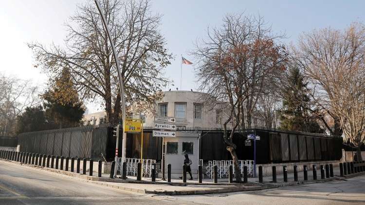 أنقرة: مطلقا النار على السفارة الأمريكية "كانا مخمورين"