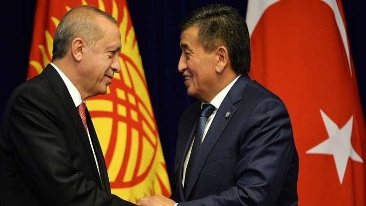 أردوغان يحث قرغيزستان على القضاء على "شبكة غولن"